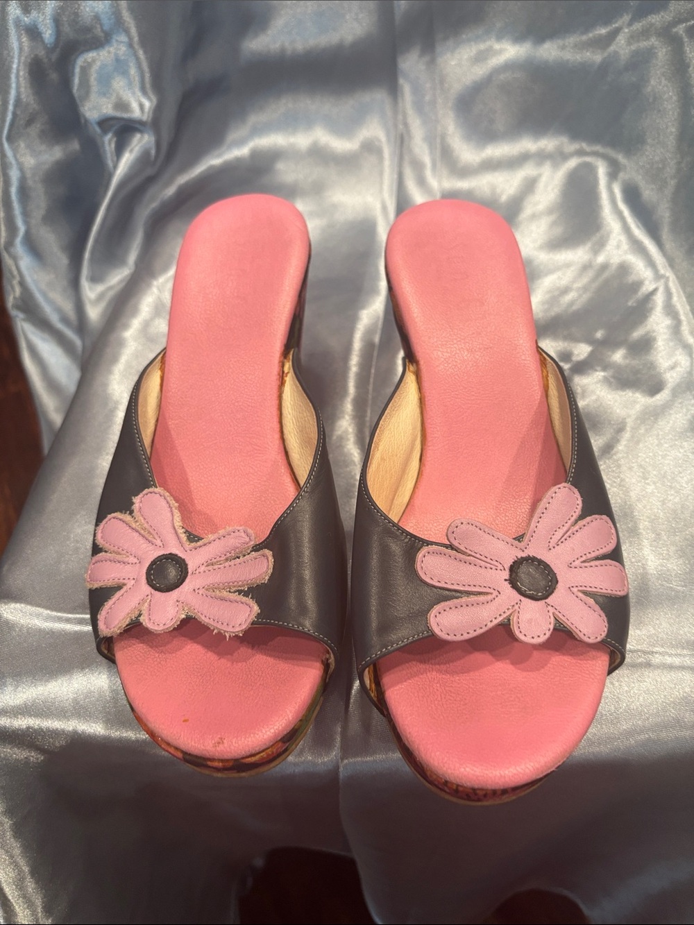 Sundance Pink & Black Floral Mules